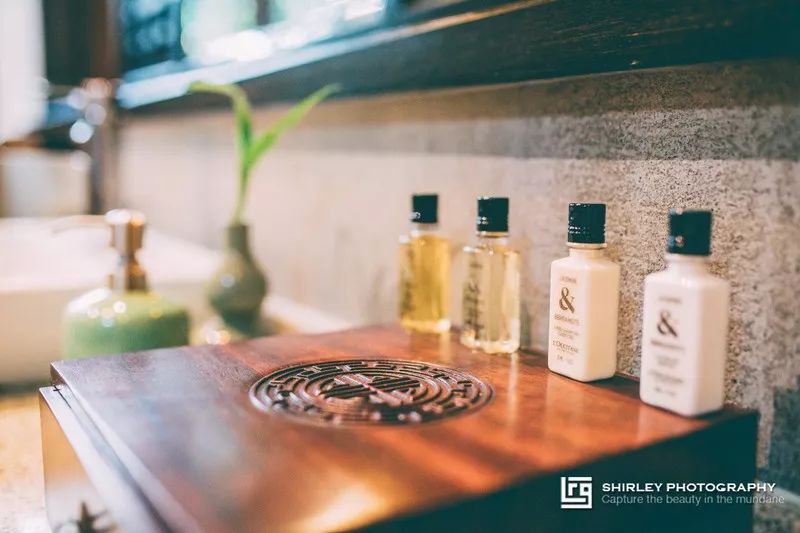 这座跟着周杰伦空降热搜的杨梅味小城，休渔期也能让你吃得满嘴鲜