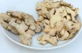 夏天吃姜能治百病,中医专家讲解吃生姜的作用有哪些