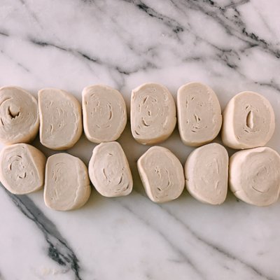 葡式蛋挞是酥皮的吗,澳门葡式蛋挞的特点是什么