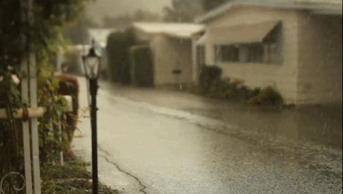 提高台风暴雨洪水预报预警信息,台风暴雨洪水来了怎么办