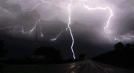 提高台风暴雨洪水预报预警信息,台风暴雨洪水来了怎么办