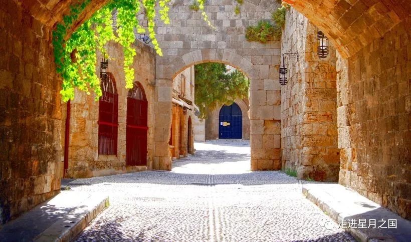 土耳其希腊爱琴海,希腊去土耳其多远