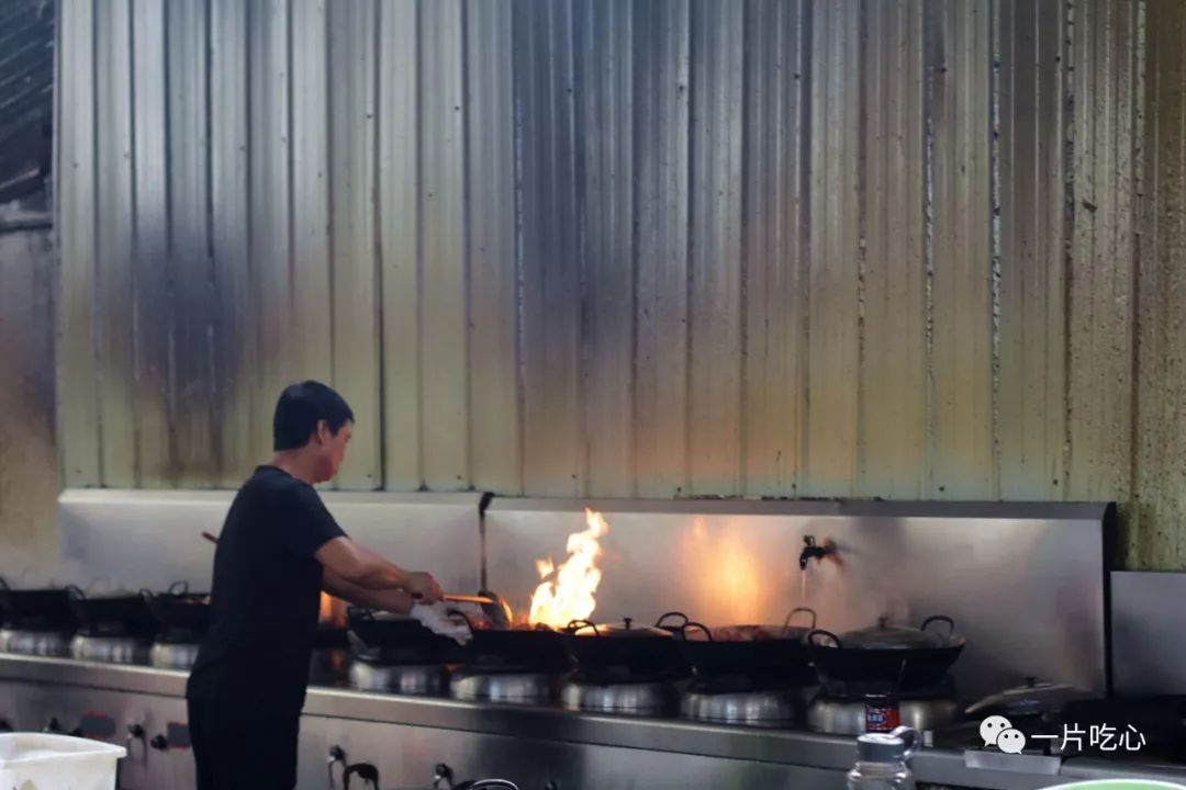 小龙虾必吃的十种店,小龙虾必吃的店