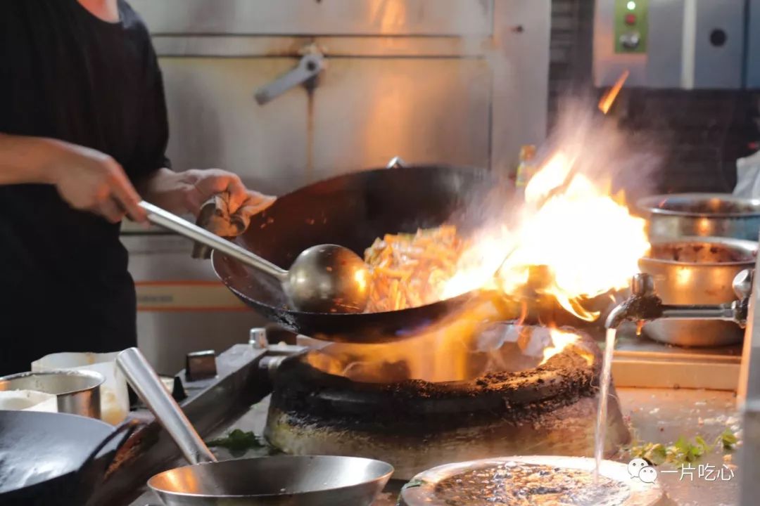 小龙虾必吃的十种店,小龙虾必吃的店