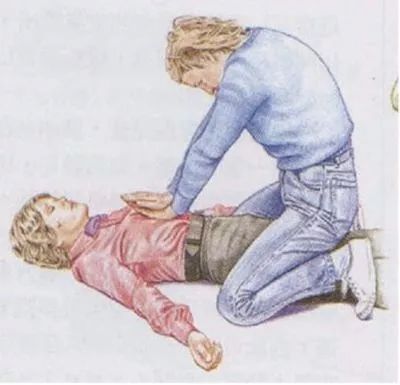 一岁多的宝宝误食枣该怎么办呀,一岁宝宝吃枣引发肺炎的抖音