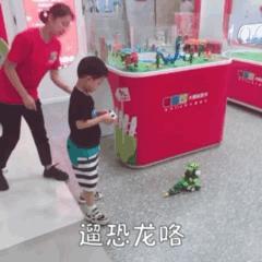 二宝爸探店|魔都市中心新开了一家布鲁可积木店！还请你们带娃免费来体验拼搭~