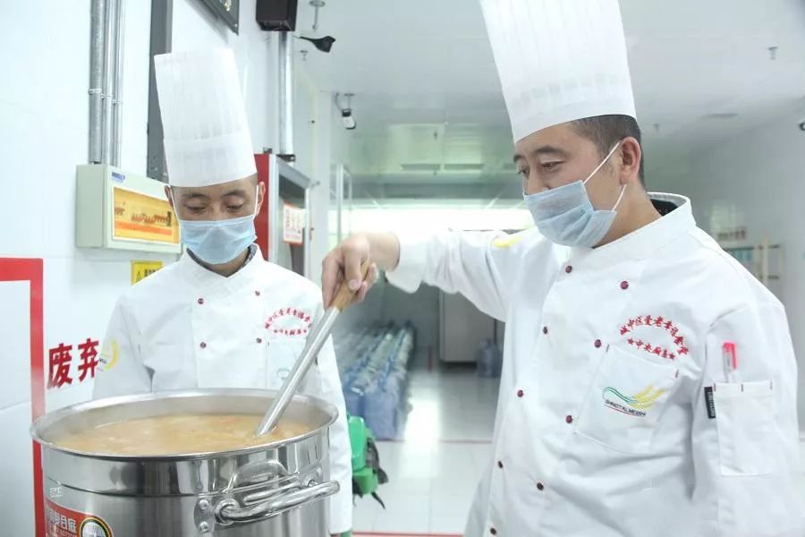 西宁爱老幸福食堂暖胃又暖心,西宁城北区爱老幸福食堂在哪里