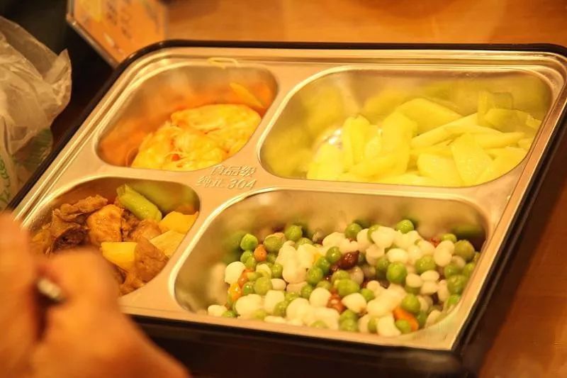 西宁爱老幸福食堂暖胃又暖心,西宁城北区爱老幸福食堂在哪里