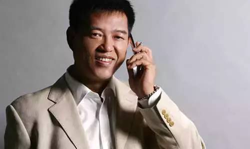 从民警到副所长,从民警到囚犯的故事