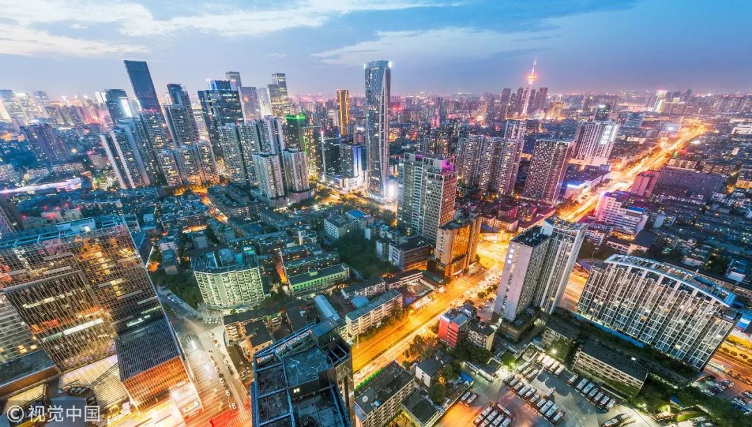 成都一个让人上瘾的城市旅游攻略,成都是一个充满诱惑的城市