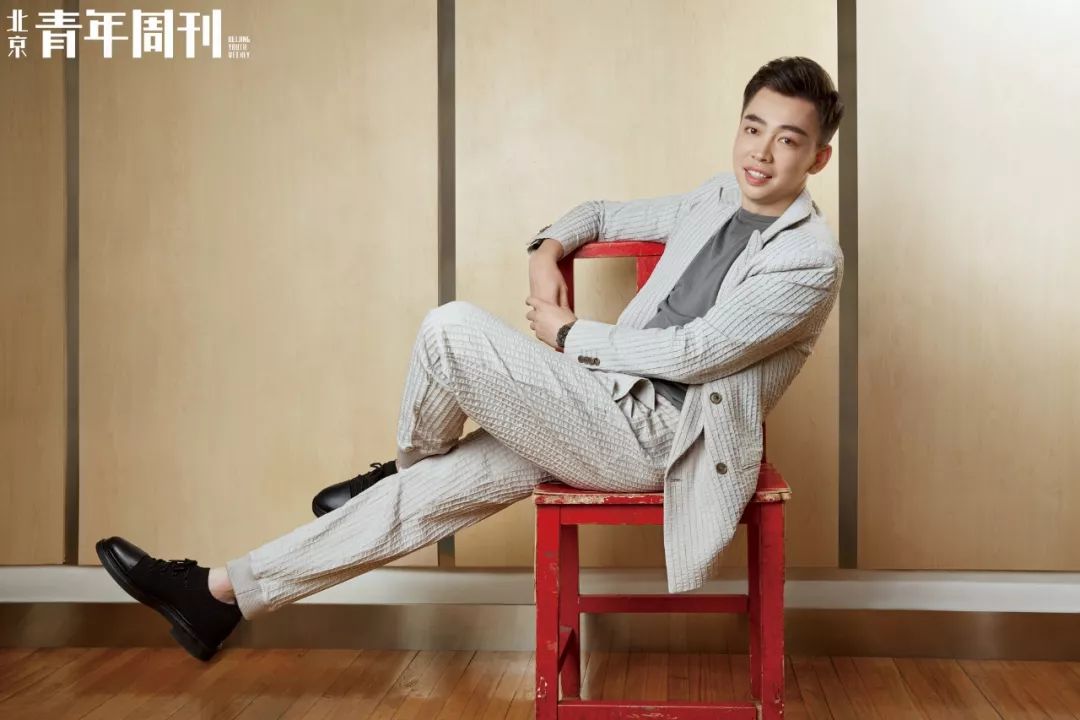 谭正岩是于毅的师傅吗,谭正岩为京剧而生