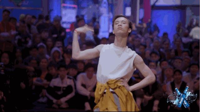 好久没看过这么炸裂的动画,国产综艺都这么劲爆吗