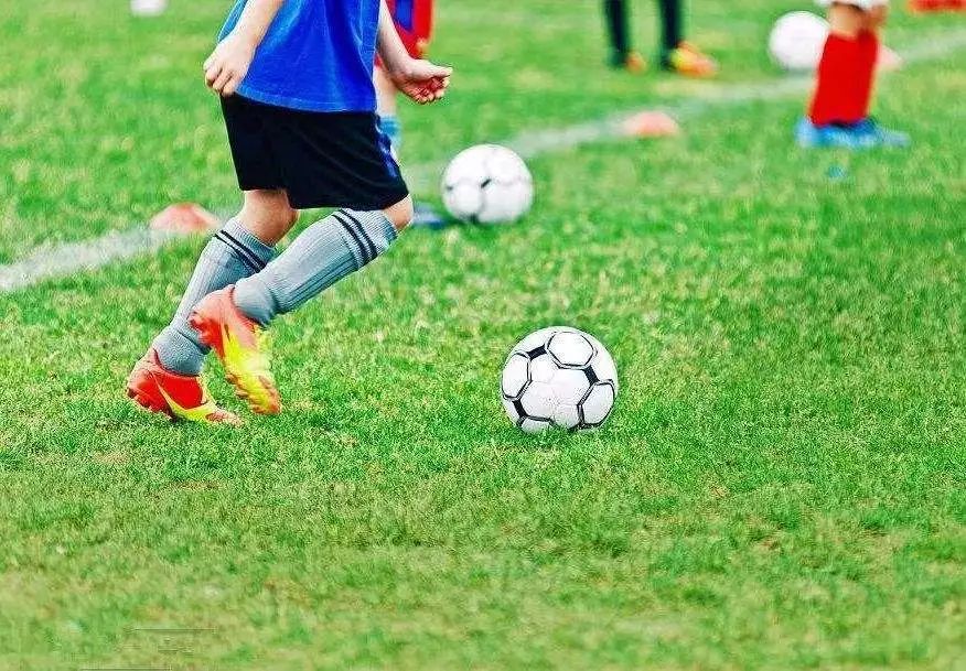 内蒙古成人足球培训,内蒙古足球教练培训班报名