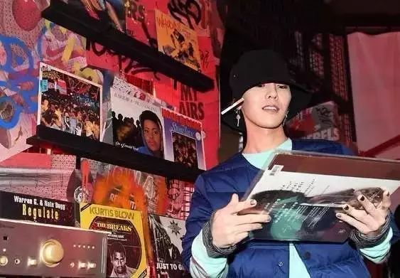 vlogger头戴装备,vlog日常今年出门必戴帽子