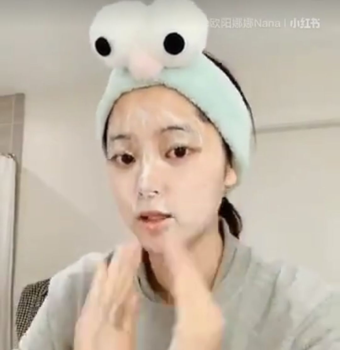 张若昀和唐艺昕谈了多久恋爱,张若昀和唐艺昕发糖不断羡煞旁人