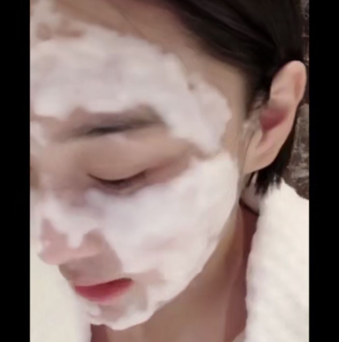 张若昀和唐艺昕谈了多久恋爱,张若昀和唐艺昕发糖不断羡煞旁人