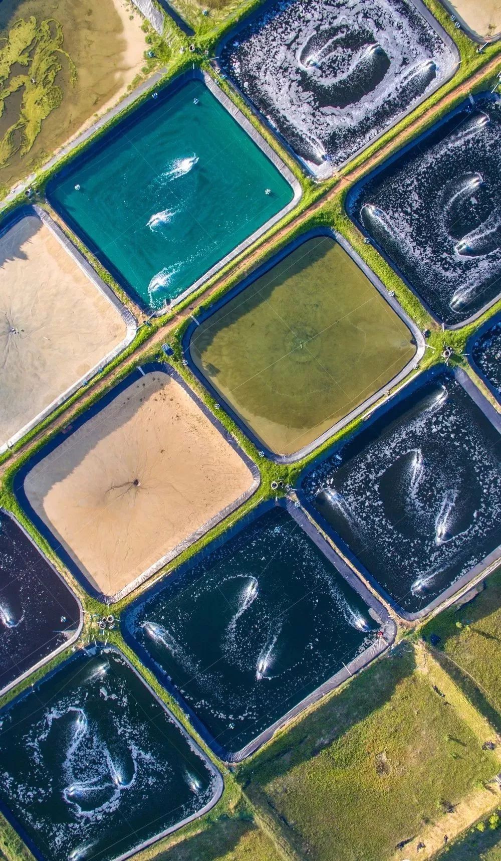 「荐读」朋友圈消失两年，他独自航拍中国，照片惊艳世界