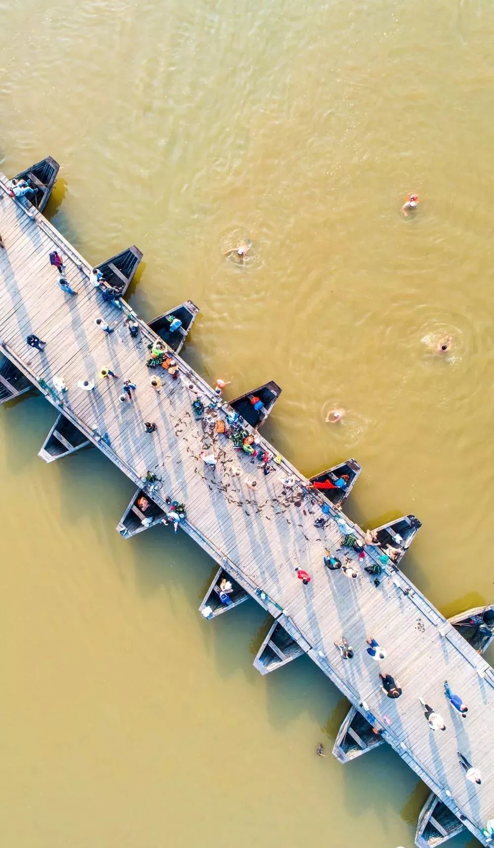 「荐读」朋友圈消失两年，他独自航拍中国，照片惊艳世界