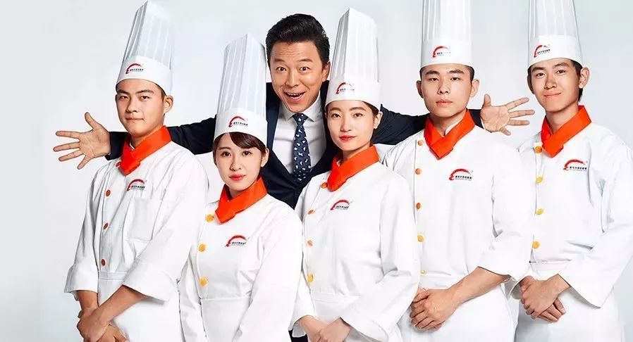 一年厨师培训班有多少钱,新东方烹饪学校培训班费用