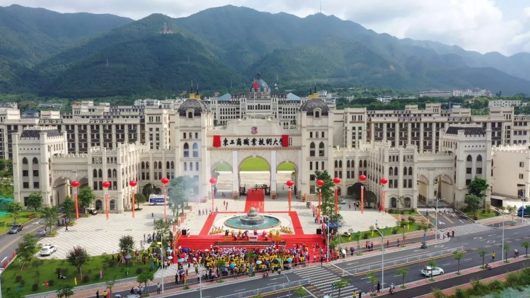 内外兼修的美才是真正的美,内外兼修的美丽