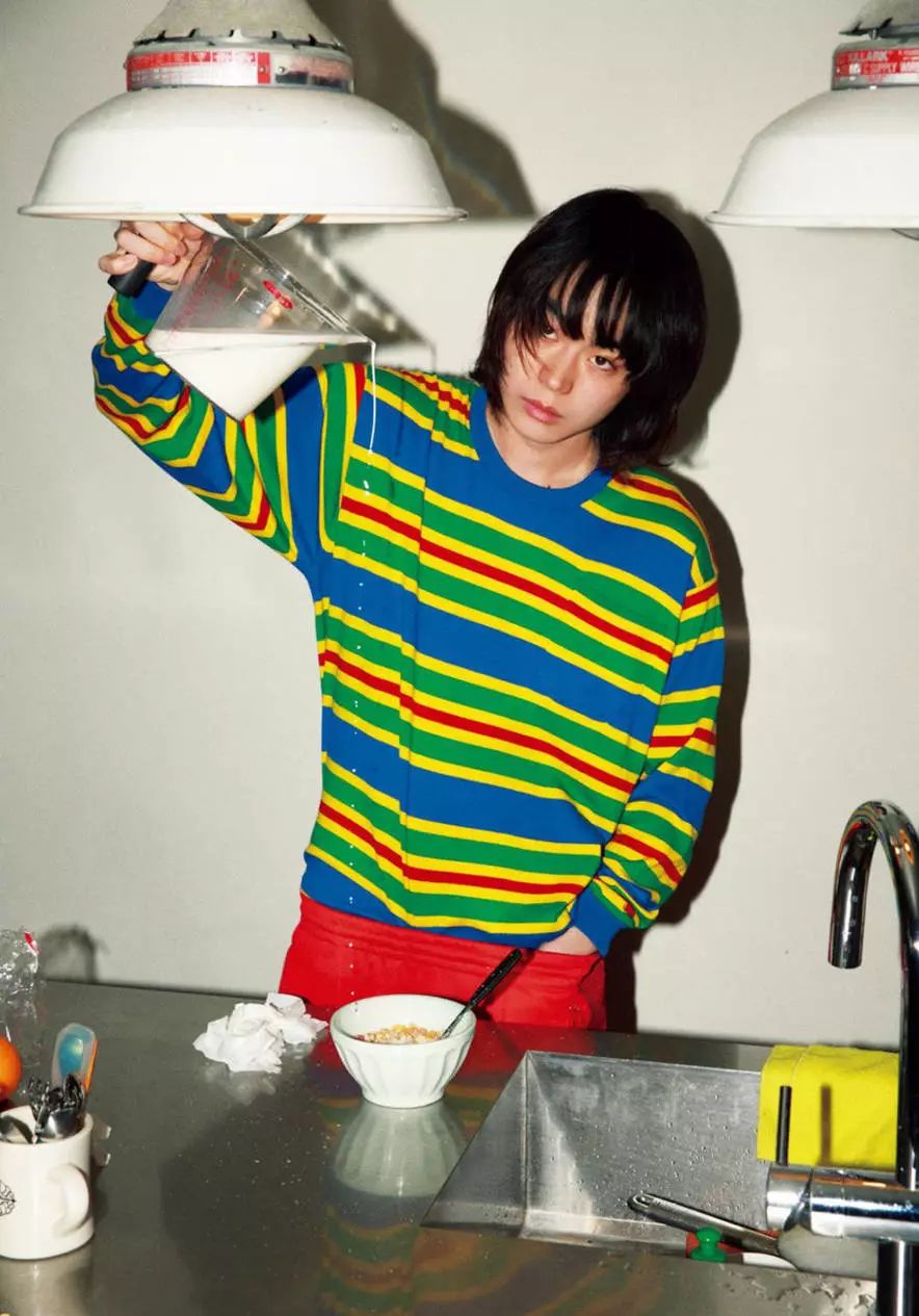 沉迷抖音、奶茶的日本青年，为什么还是比你时髦？