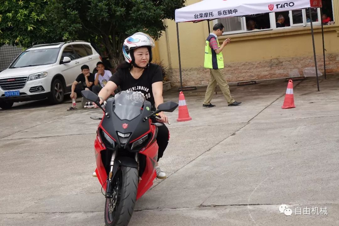 小小的山城,小小山城