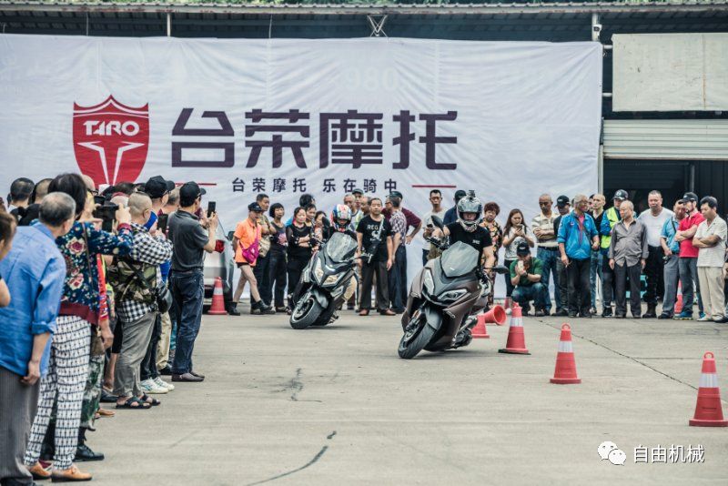 小小的山城,小小山城