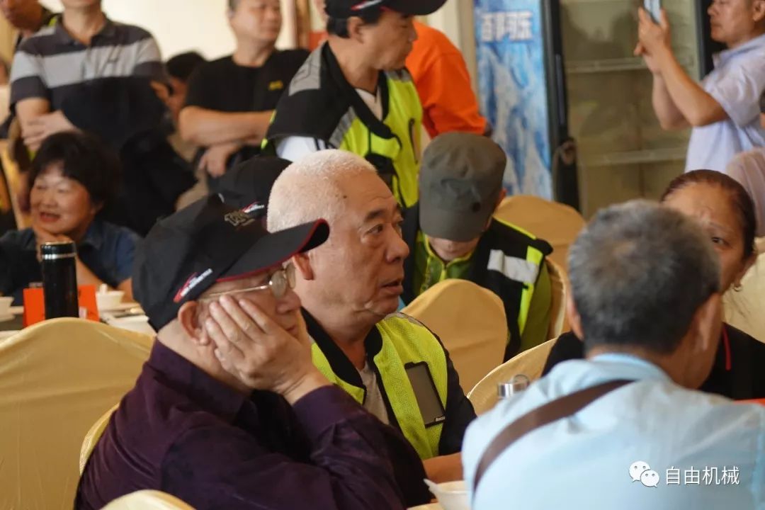 小小的山城,小小山城