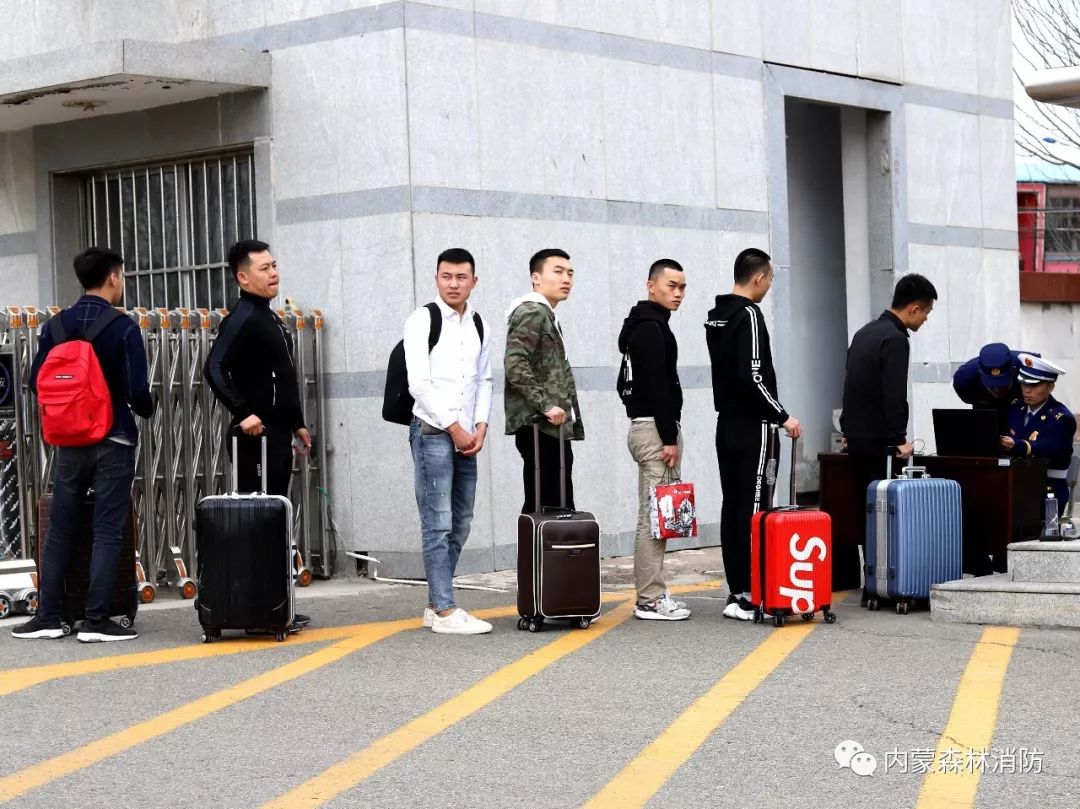 【新蓝出征】新训的十大精彩瞬间,你get到了多少?