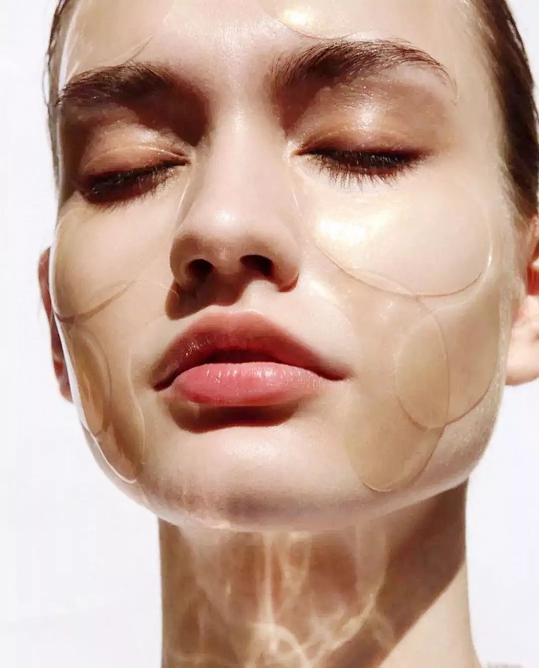 晒后修复对皮肤有伤害吗,太阳晒后皮肤发红发痒怎么修复