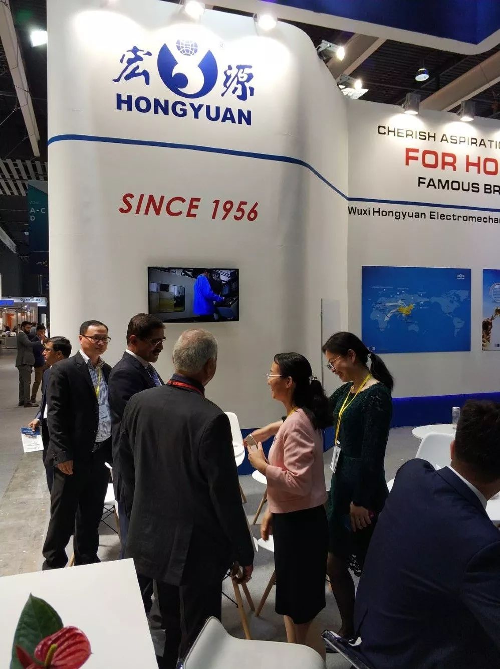 「直击ITMA•他们正在改变世界(PART1」中纺机、常州宏大、无锡宏源智能产品惊艳欧洲