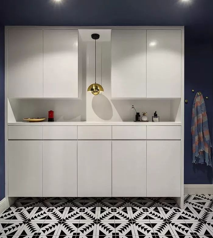 自己动手做嵌入式鞋柜现代简约,拐角鞋柜小户型方便实用