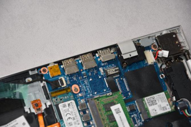 丑到极致的惠普战66二代,惠普战66和戴尔成就3400哪个好