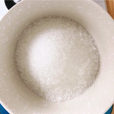 青梅酱的制作全过程,青梅酱的正宗做法视频