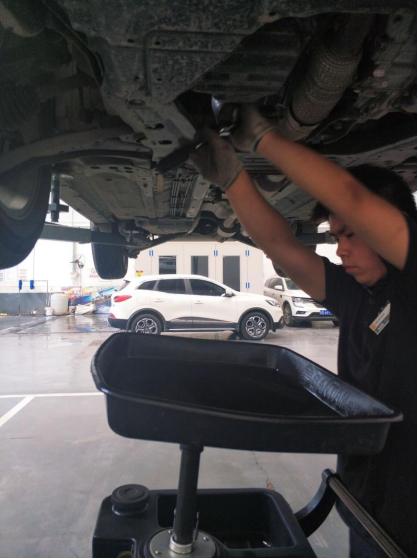 东风雷诺科雷傲2.5保养,雷诺科雷傲保养灯怎么消除