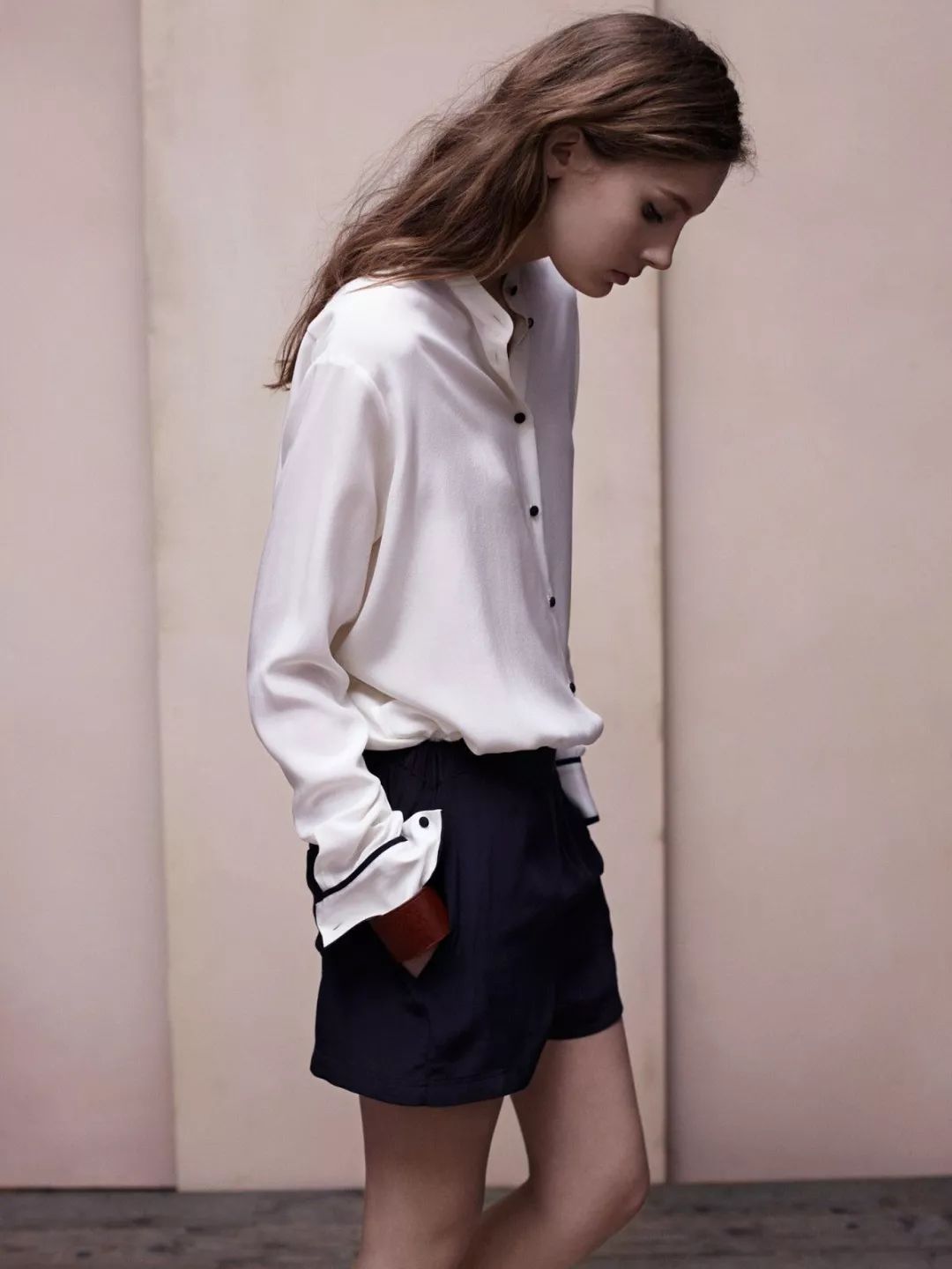 为什么白衬衫不能随便穿,为什么白衬衫是职业装