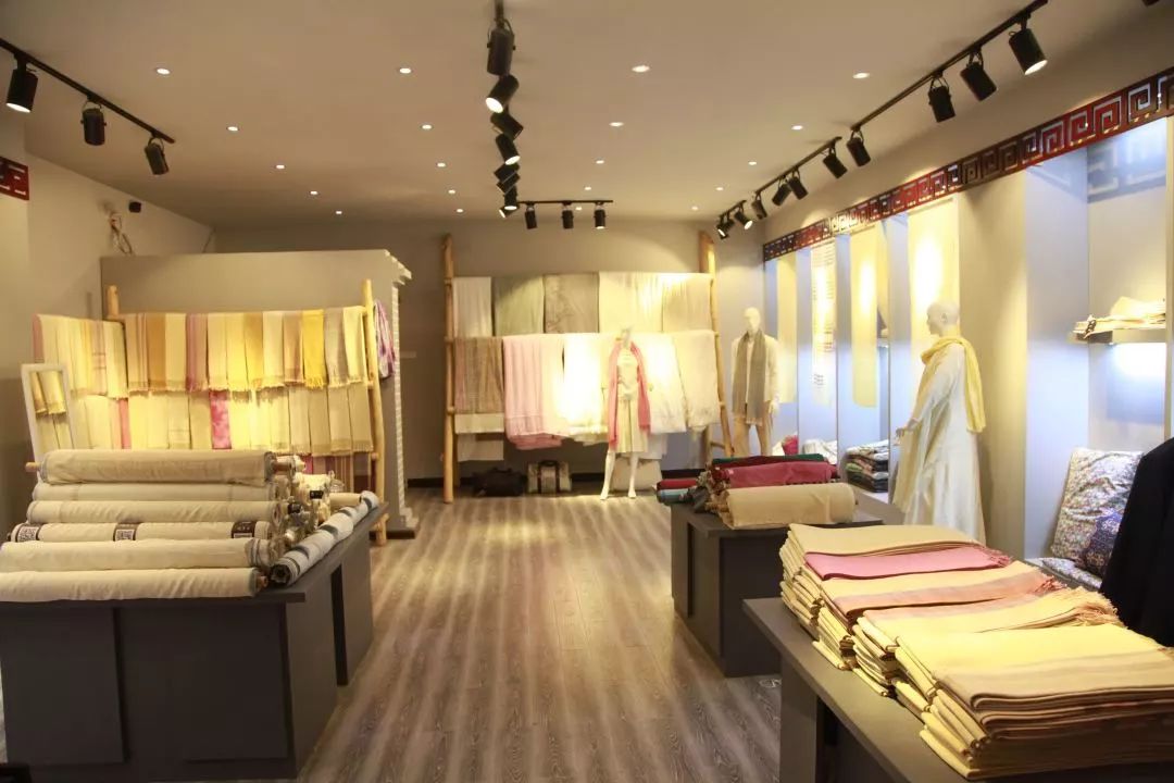 山水雪浴相见欢，鲁山耀中原