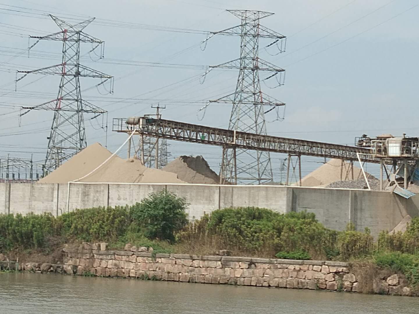 昆山市砂石料,昆山千灯黄沙水泥