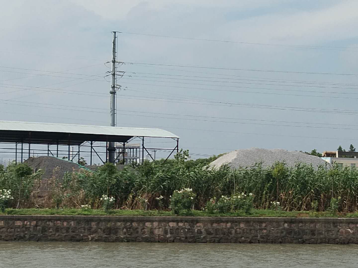 昆山市砂石料,昆山千灯黄沙水泥