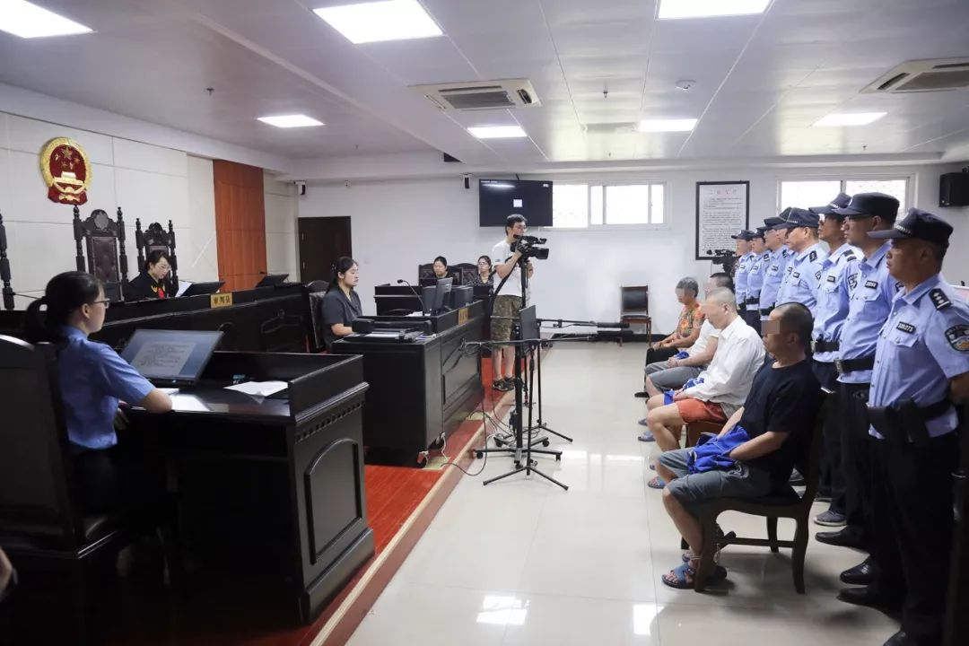 贩卖*品毒**、容留他人吸毒、非法种植*品毒**原植物……泗阳法院公开宣判4件*毒涉**犯罪案件