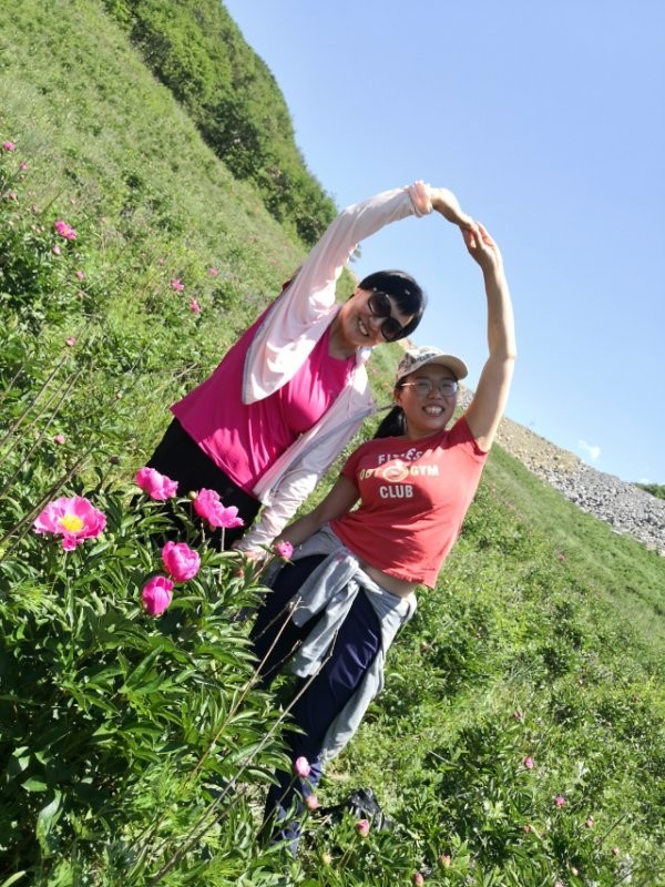 美丽芍药谷,云雾缭绕人间仙境芍药谷