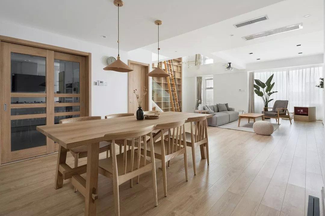 怎么让房间阴暗采光变亮,采光不好的房子怎么变亮