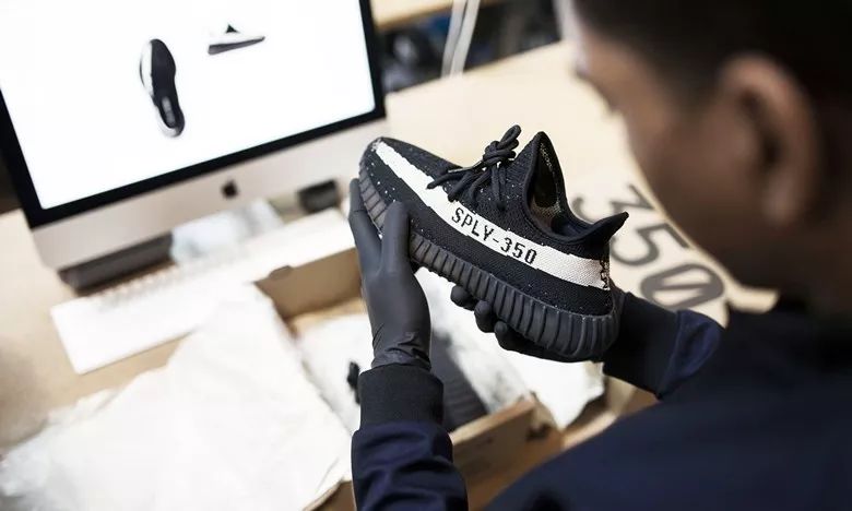 运动员or裁判员，毒App的角色难题怎么破？