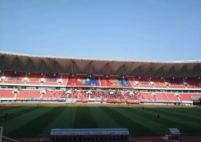 青岛亚洲杯球场,青岛积极申办足球杯