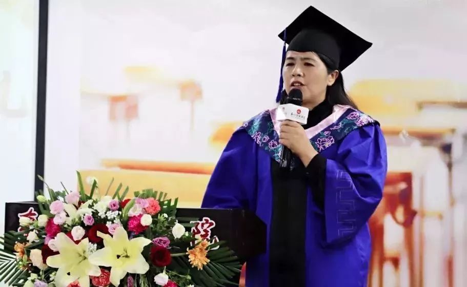 江湖路远不说再见什么意思,江湖路远不说再见