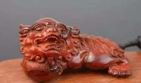 大块翡翠雕件寓意大全图,翡翠葫芦雕件寓意是什么意思