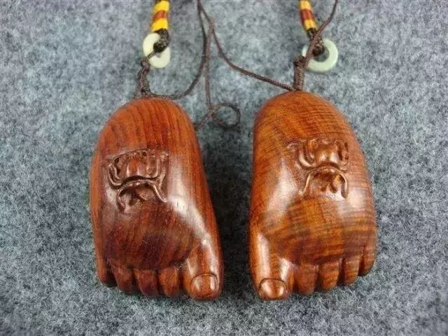 大块翡翠雕件寓意大全图,翡翠葫芦雕件寓意是什么意思