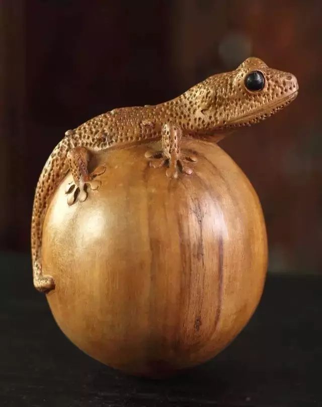 大块翡翠雕件寓意大全图,翡翠葫芦雕件寓意是什么意思