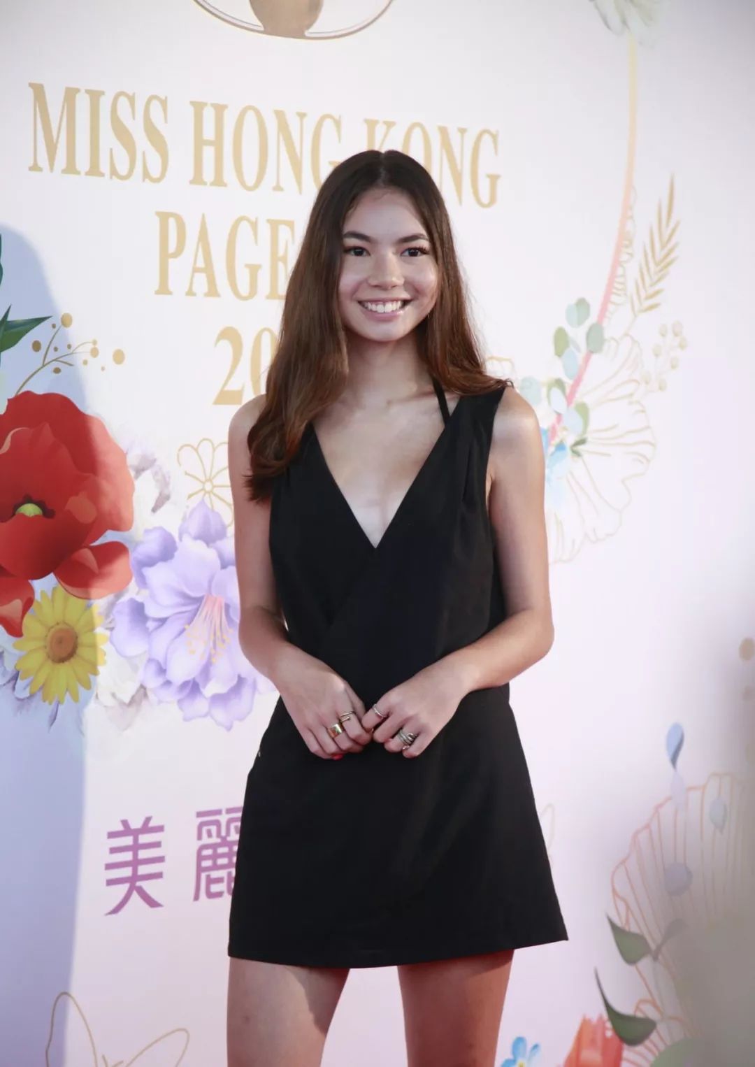 2018香港小姐12位入围名单,2019香港小姐十五强泳装秀澳门