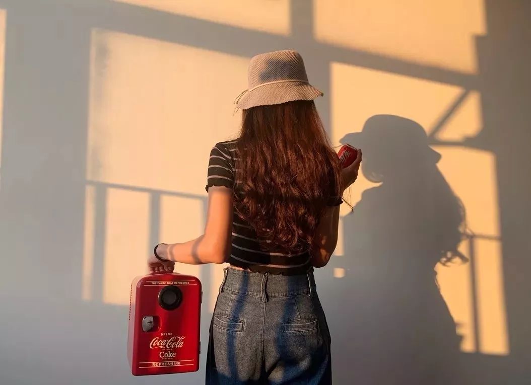 好物|闯入一片「圣诞森林」,治愈你的漫长冬季